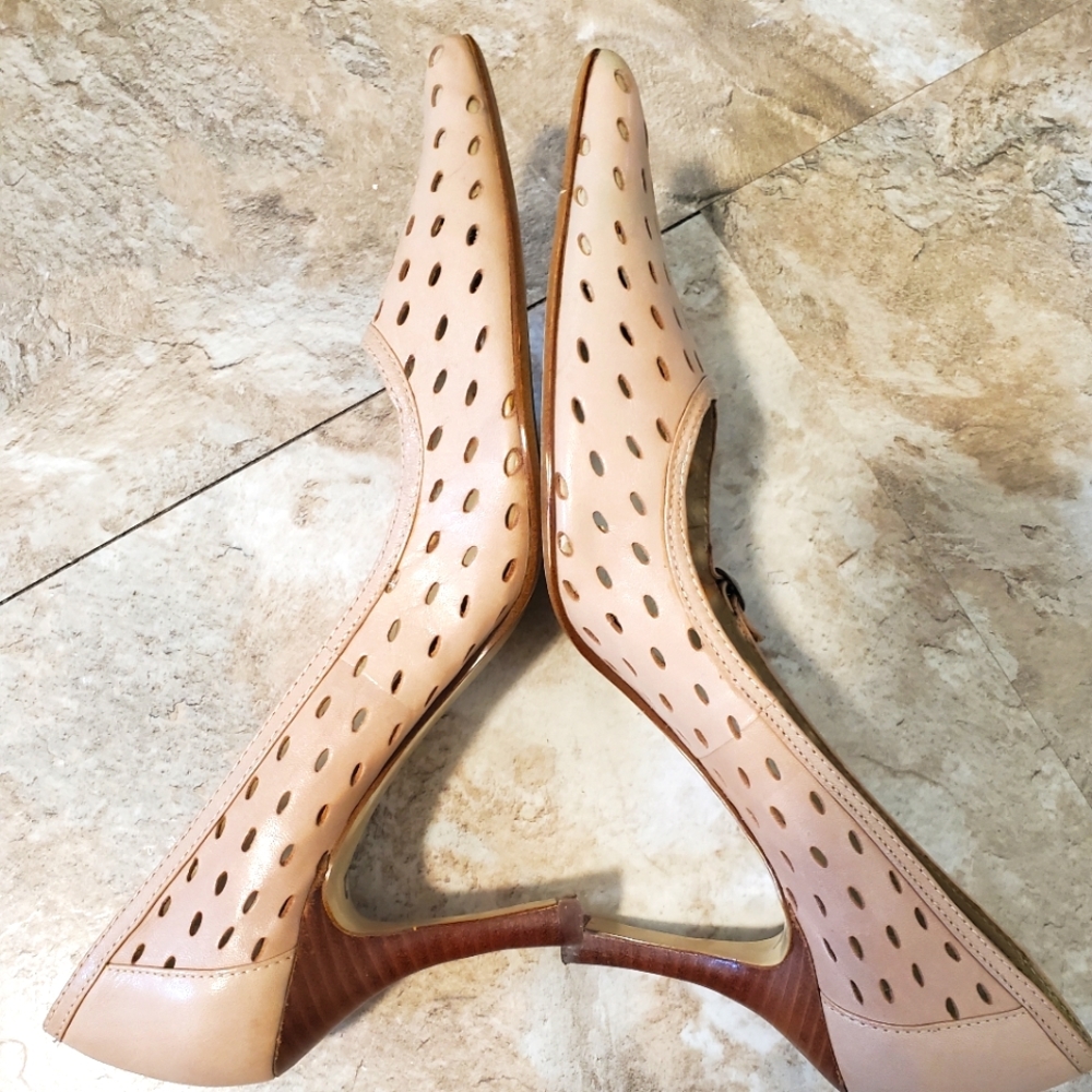 Bandolino heels 7.5